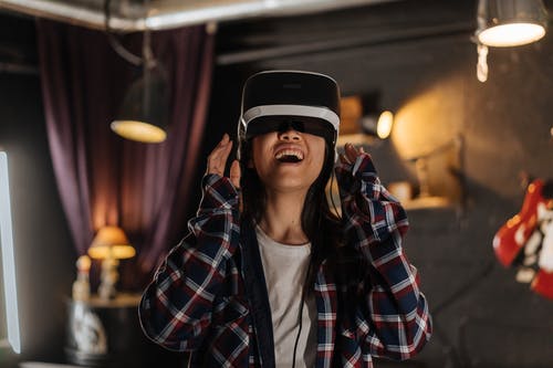 有关VR, 女人, 室内的免费素材图片
