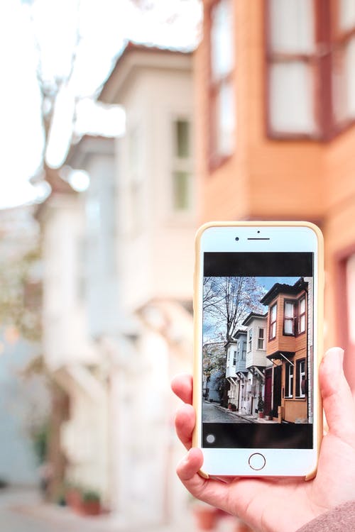 有关3C用品, 垂直拍摄, 手機的免费素材图片