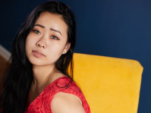 有关女人, 漂亮, 灰色的眼睛的免费素材图片