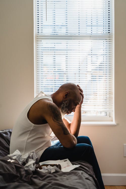 有关人, 側面圖, 坐的免费素材图片