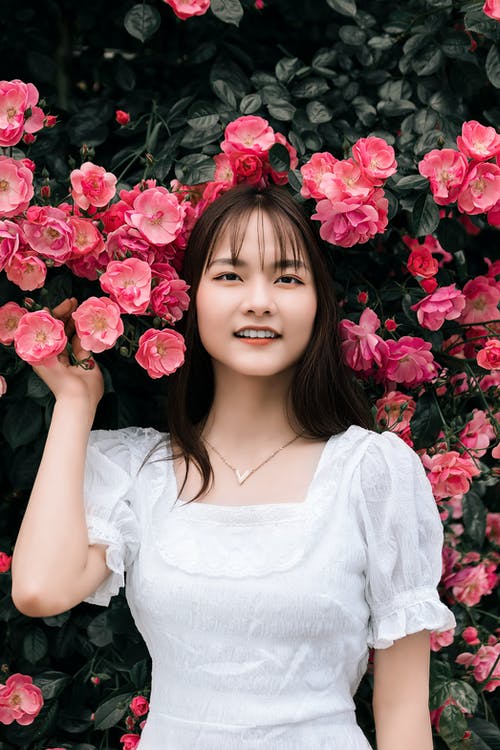 有关垂直拍摄, 女人, 模特儿的免费素材图片