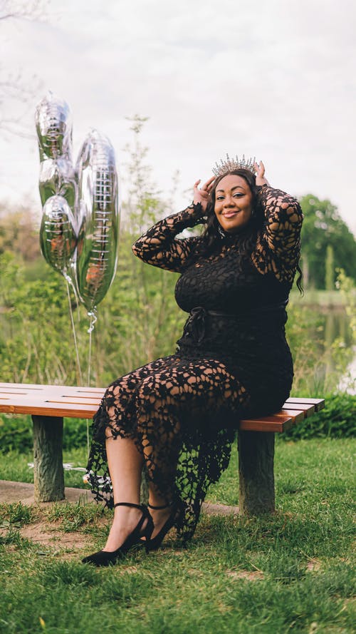 有关三十, 丰满, 乐天派的免费素材图片