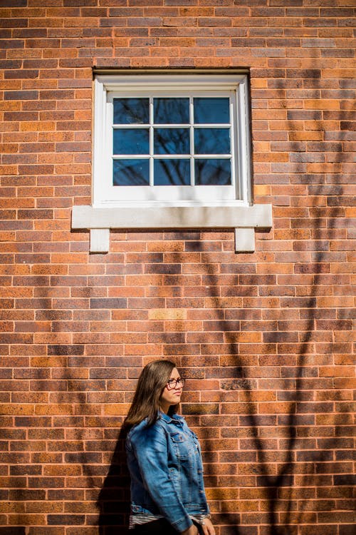 有关垂直拍摄, 女人, 年轻的免费素材图片