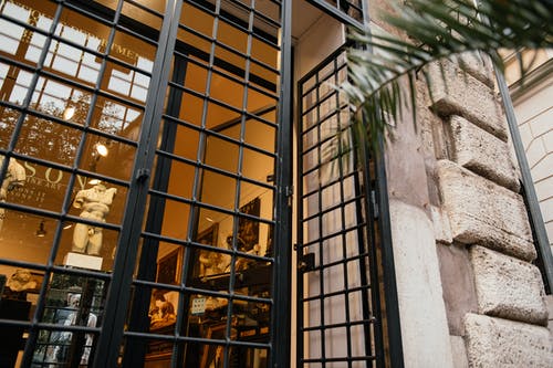 有关低角度拍摄, 商业, 店的免费素材图片