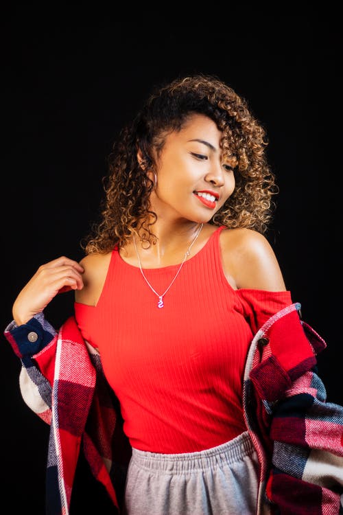 有关垂直拍摄, 女人, 工作室拍摄的免费素材图片