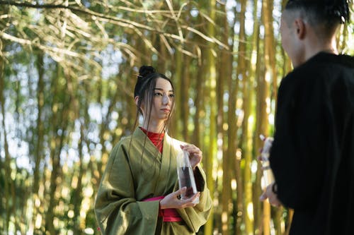 有关一对, 东, 传统服饰的免费素材图片