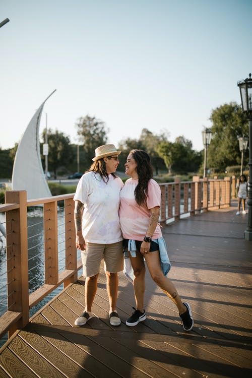 有关人行天橋, 休閒, 休閒裝的免费素材图片