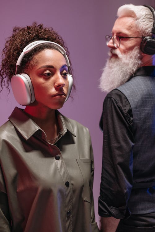 有关人, 垂直拍摄, 女人的免费素材图片