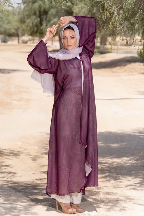 有关人, 传统服装, 垂直拍摄的免费素材图片