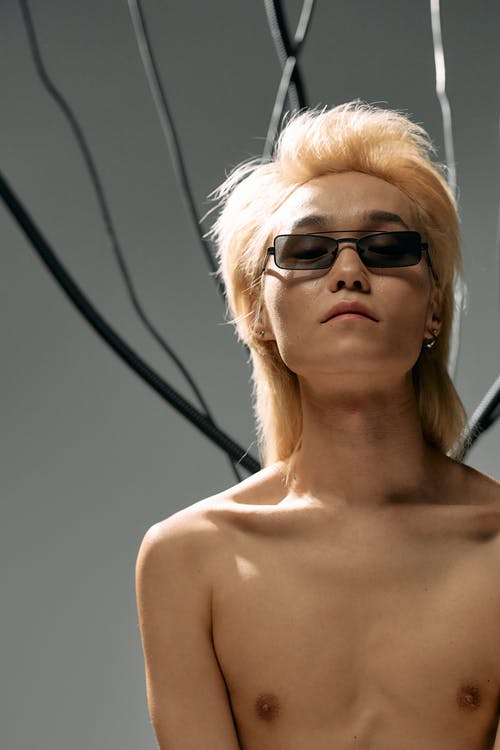 有关中等特写, 偏心, 半裸的免费素材图片