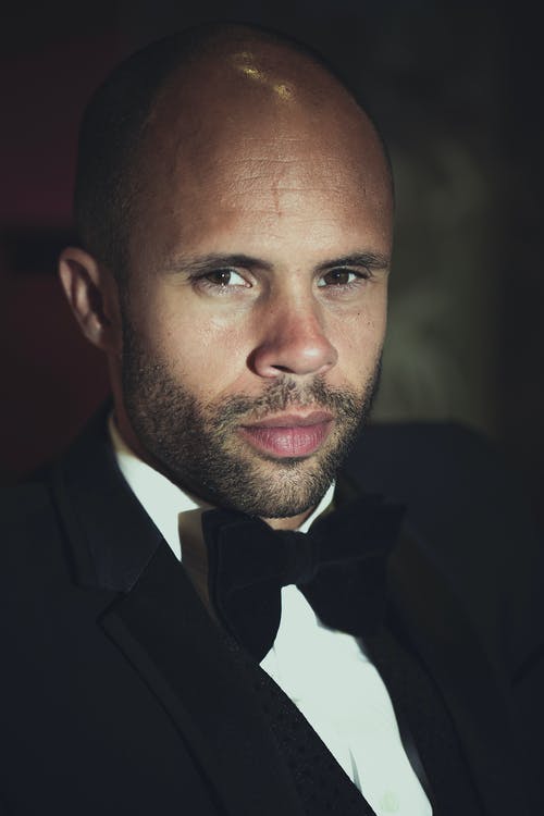 有关人, 垂直拍摄, 套装的免费素材图片