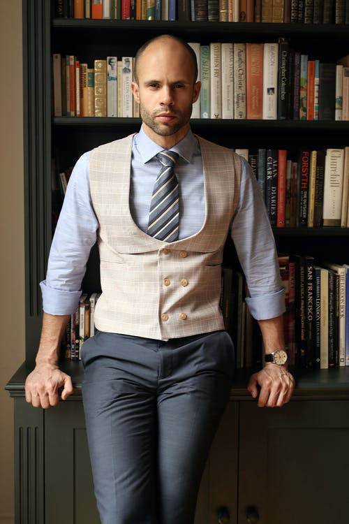 有关人, 图书, 垂直拍摄的免费素材图片