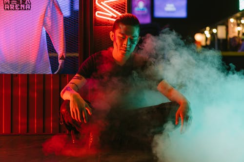 有关人, 光, 冷色调的免费素材图片