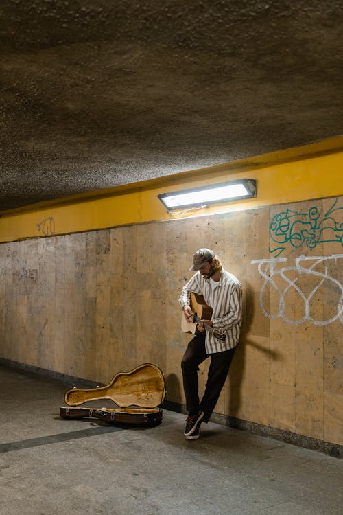 有关人, 家伙, 仪器的免费素材图片