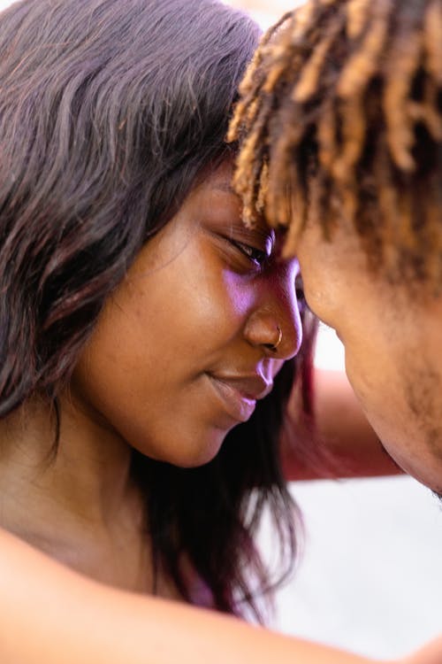 有关一对, 一起, 垂直拍摄的免费素材图片