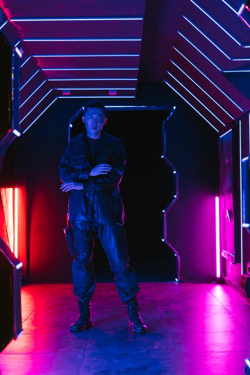 有关人, 光, 冷色调的免费素材图片