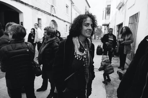 有关人群, 单色, 女人的免费素材图片