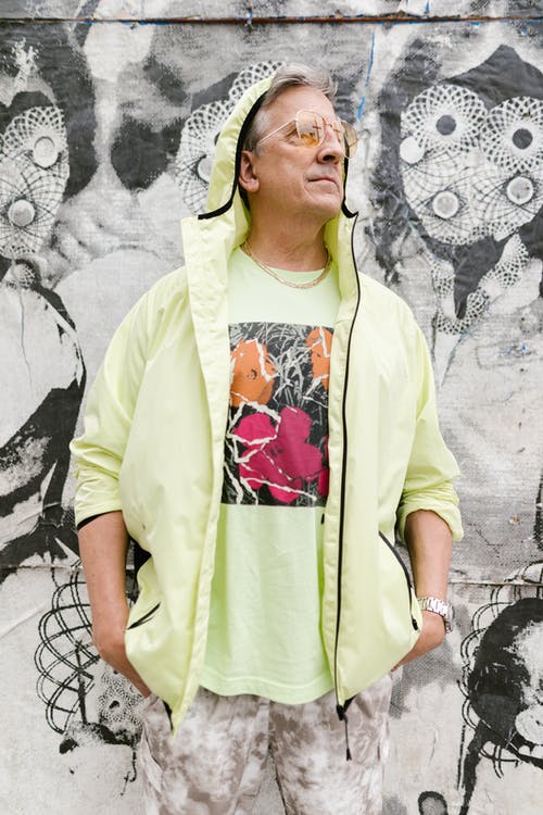 有关人, 垂直拍摄, 墨镜的免费素材图片