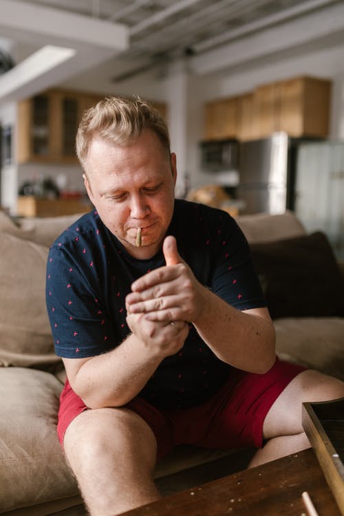 有关spliff, 人, 休闲毒品的免费素材图片