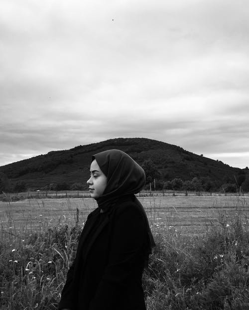 有关侧面图, 垂直拍摄, 女人的免费素材图片