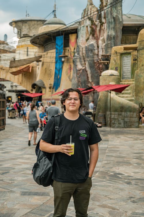 有关人, 垂直拍摄, 户外的免费素材图片