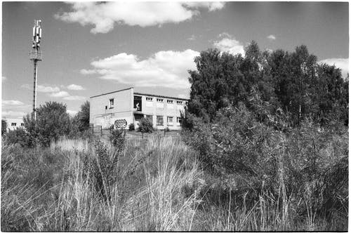 有关废弃的建筑, 户外, 日光的免费素材图片