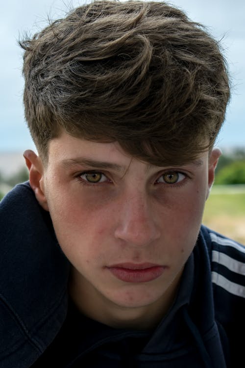 有关垂直拍摄, 模特儿, 男孩的免费素材图片