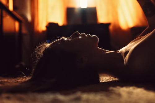 有关个性, 休息, 侧面图的免费素材图片