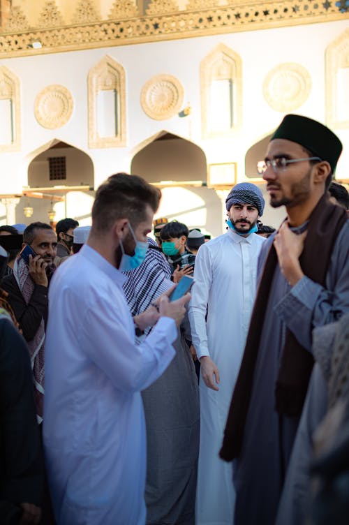 有关thawb, 人群, 伊斯兰的免费素材图片