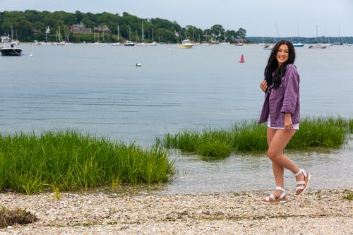 有关咖啡色头发的女人, 女人, 微笑的免费素材图片