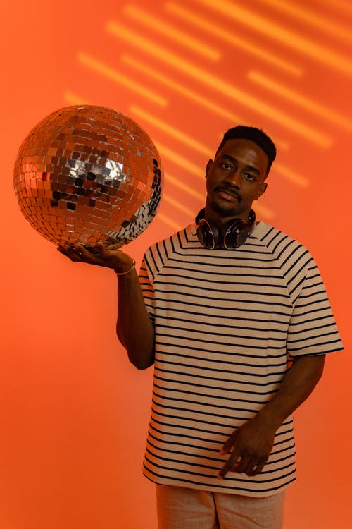 有关orange_background, 垂直拍摄, 工作室拍摄的免费素材图片