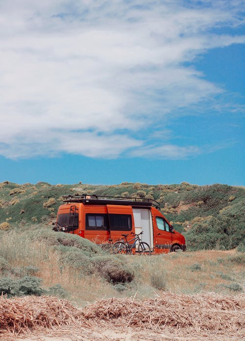 有关停, 垂直拍摄, 摩托车的免费素材图片