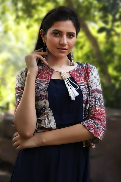 有关垂直拍摄, 女人, 射击的免费素材图片