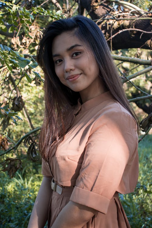 有关侧面轮廓, 垂直拍摄, 女人的免费素材图片