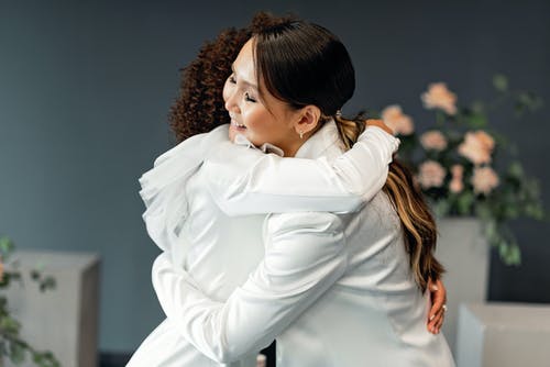 有关一对, 一起, 微笑的免费素材图片