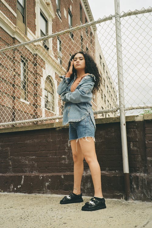 有关垂直拍摄, 女人, 户外的免费素材图片