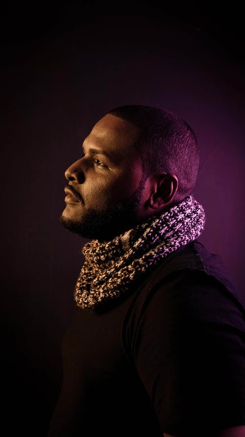 有关人, 侧面图, 围巾的免费素材图片