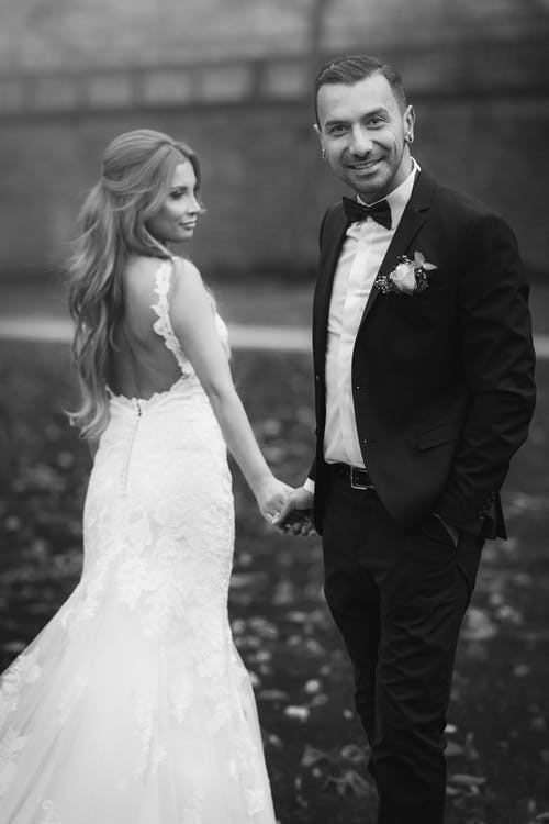 有关一对, 垂直拍摄, 姻缘的免费素材图片