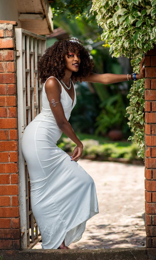 有关人, 垂直拍摄, 女人的免费素材图片