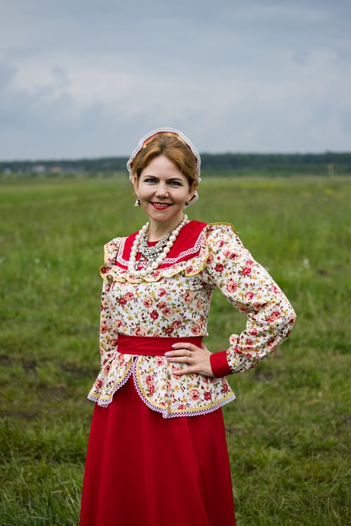 有关垂直拍摄, 女人, 微笑的免费素材图片