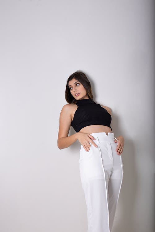 有关中空装, 休闲装, 咖啡色头发的女人的免费素材图片