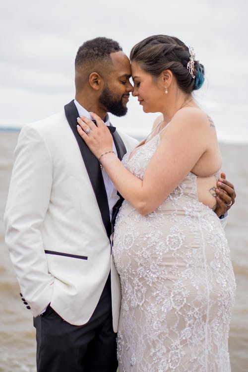 有关一对, 一起, 垂直拍摄的免费素材图片