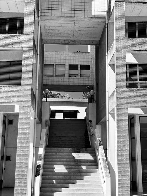 有关單色, 垂直拍摄, 建造的免费素材图片