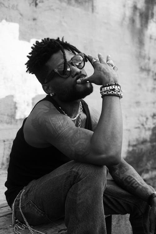 有关刺青的, 坐, 垂直拍摄的免费素材图片