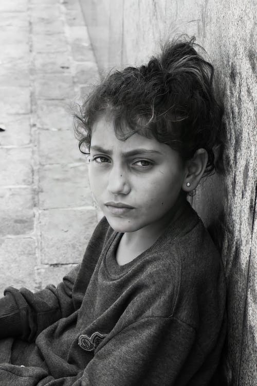 有关倚, 单色, 女孩的免费素材图片