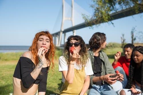 有关@户外, 人, 吃的免费素材图片