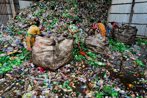 有关中景, 倾倒, 劳工的免费素材图片