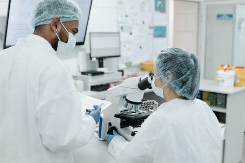 有关人, 女人, 室內的免费素材图片