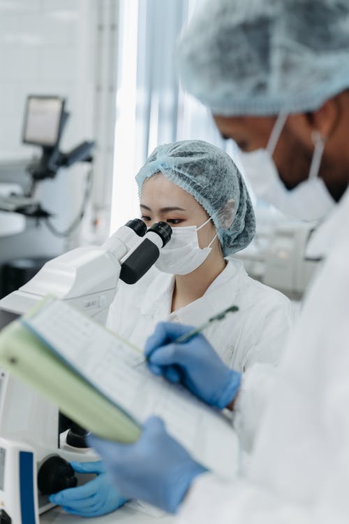 有关人, 垂直拍摄, 女人的免费素材图片