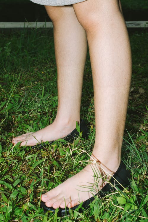 有关尺, 垂直拍摄, 腿的免费素材图片